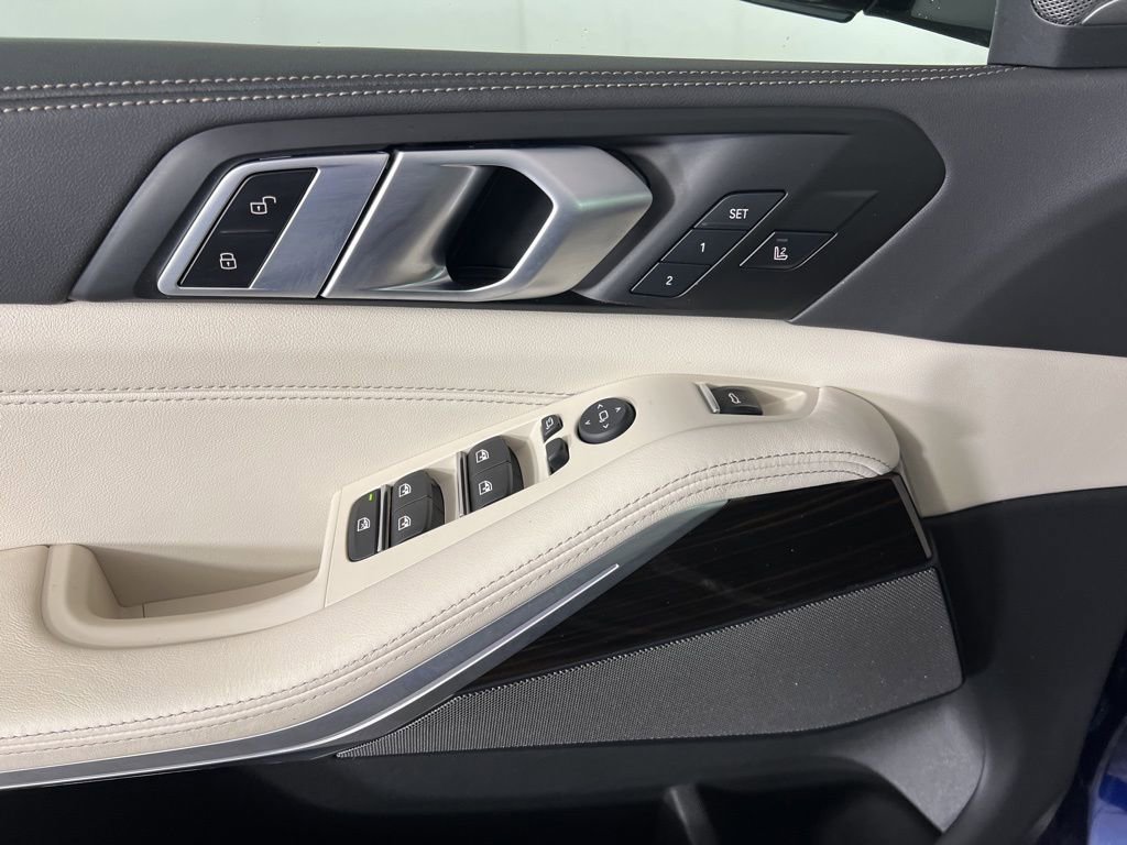 Certified 2024 BMW X5 xDrive40i w/ M Sport Package image 19