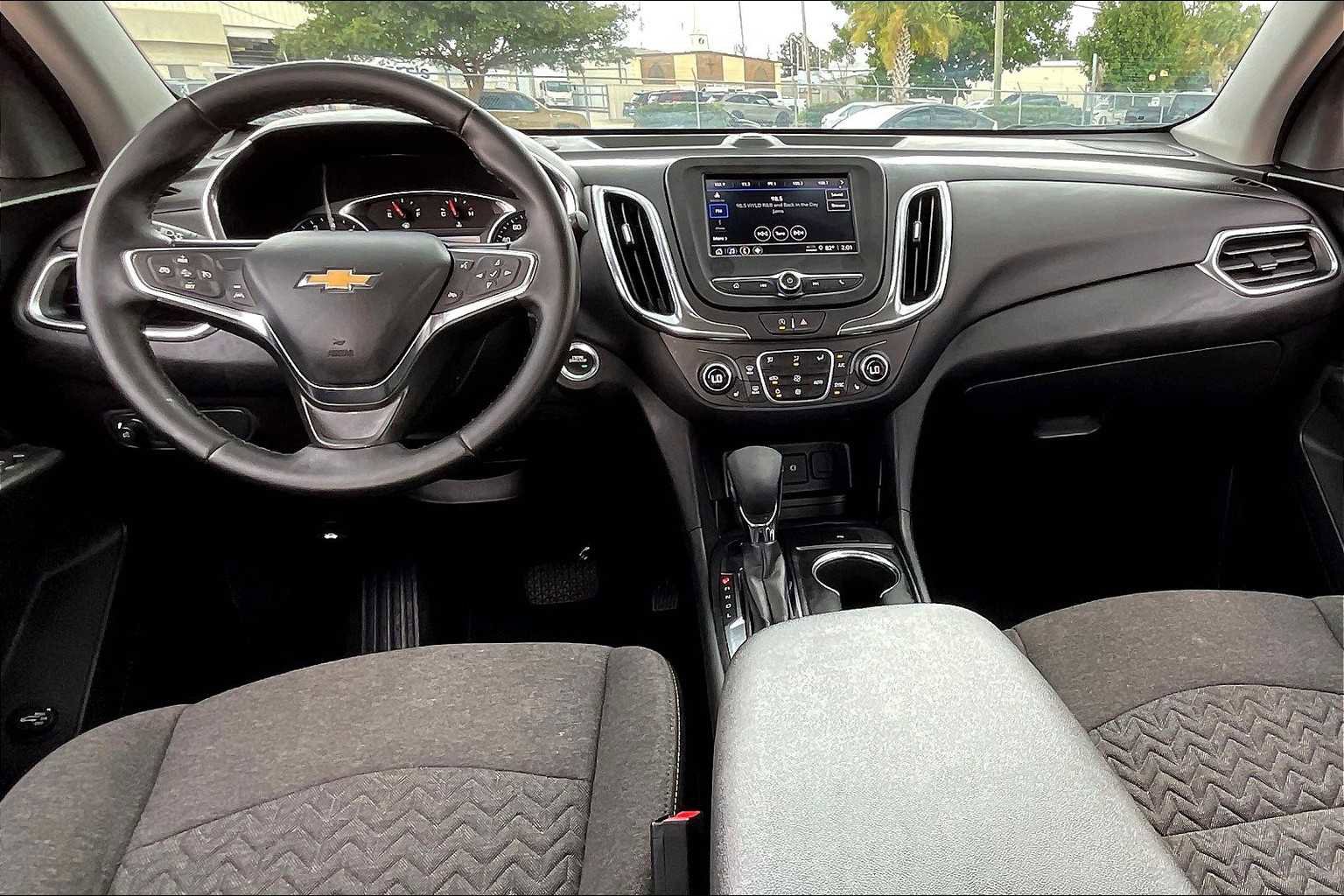 Used 2024 Chevrolet Equinox LT image 25