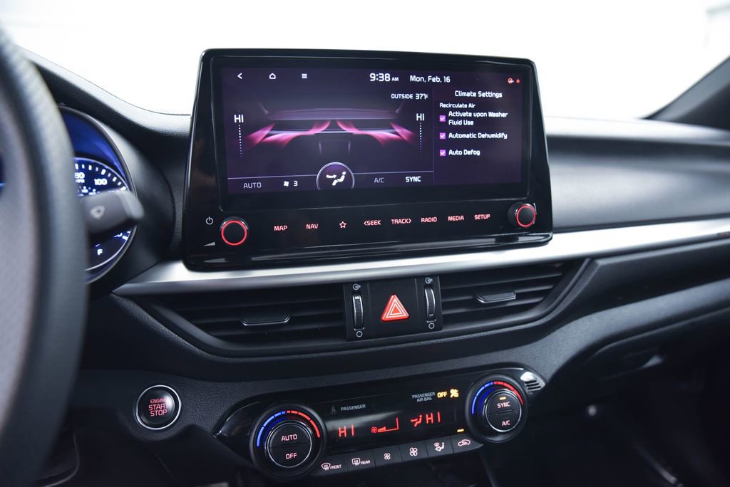 Used 2023 Kia Forte GT image 23