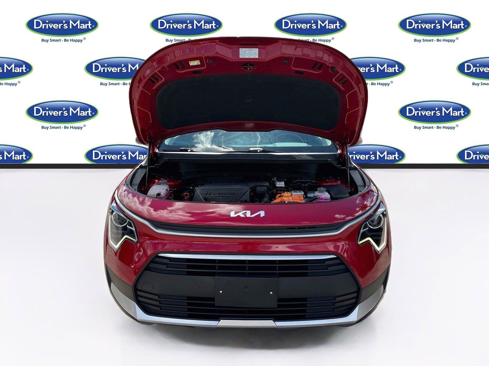 Used 2025 Kia Niro LX FWD image 30