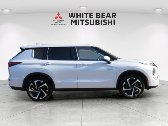 Used 2024 Mitsubishi Outlander SE AWD/4WD image 6