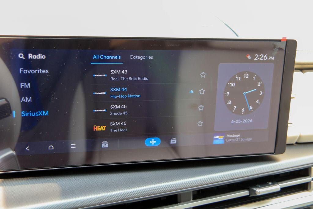 New 2026 Hyundai Santa Fe SE FWD image 3