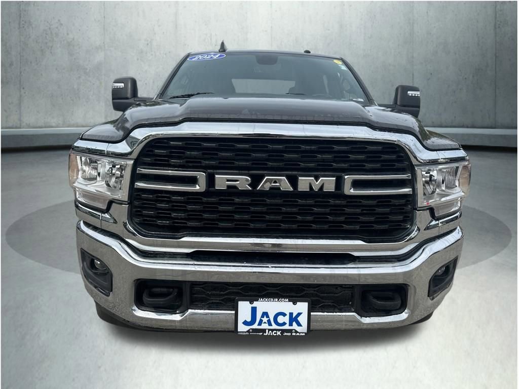 Used 2024 RAM 2500 Big Horn AWD/4WD image 11