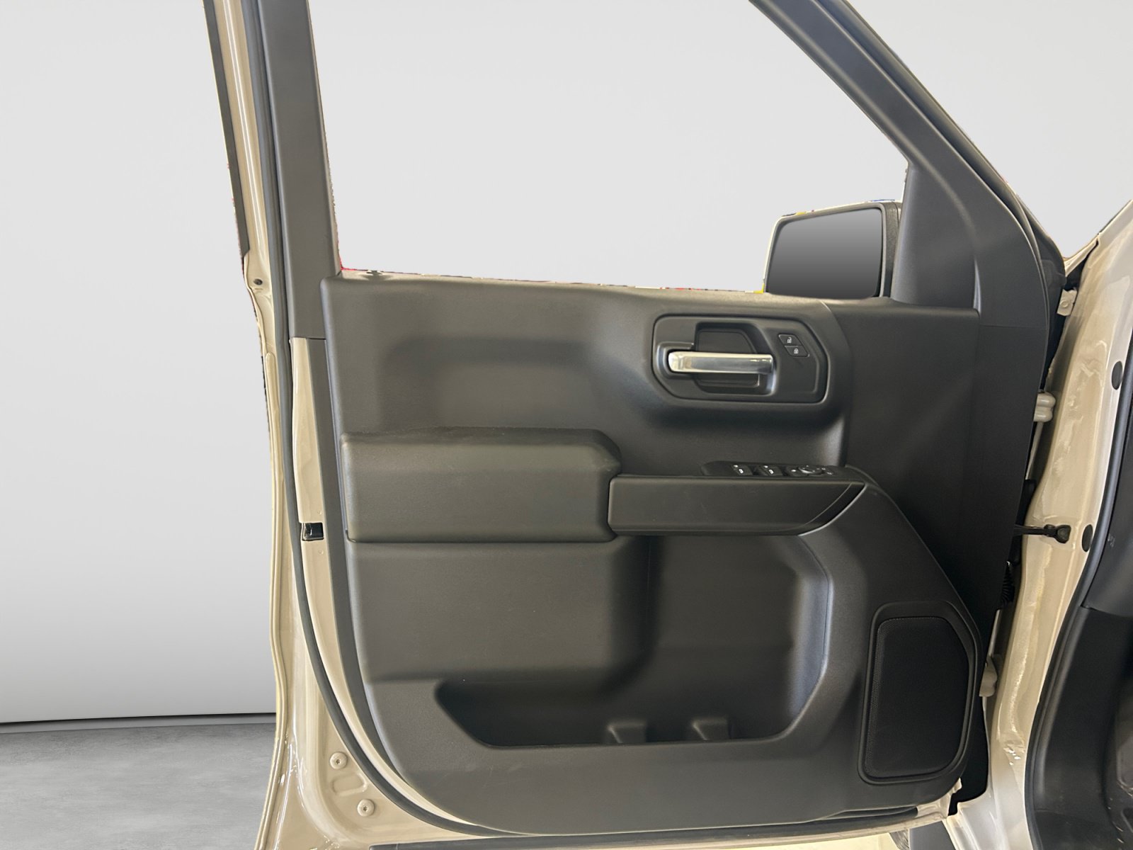 Used 2026 Chevrolet Silverado 1500 Custom RWD image 11