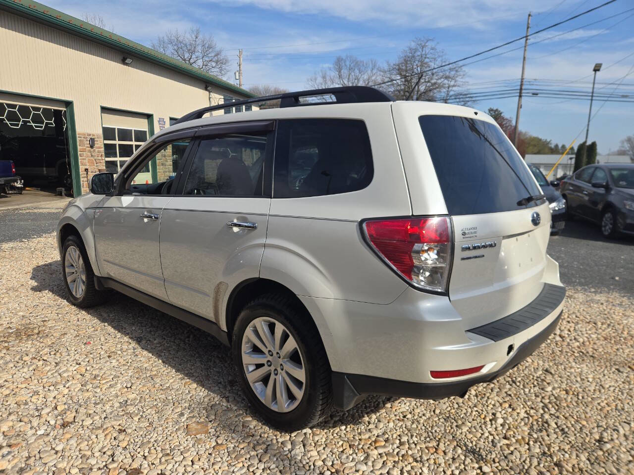 Used 2011 Subaru Forester 2.5X Premium AWD/4WD image 3