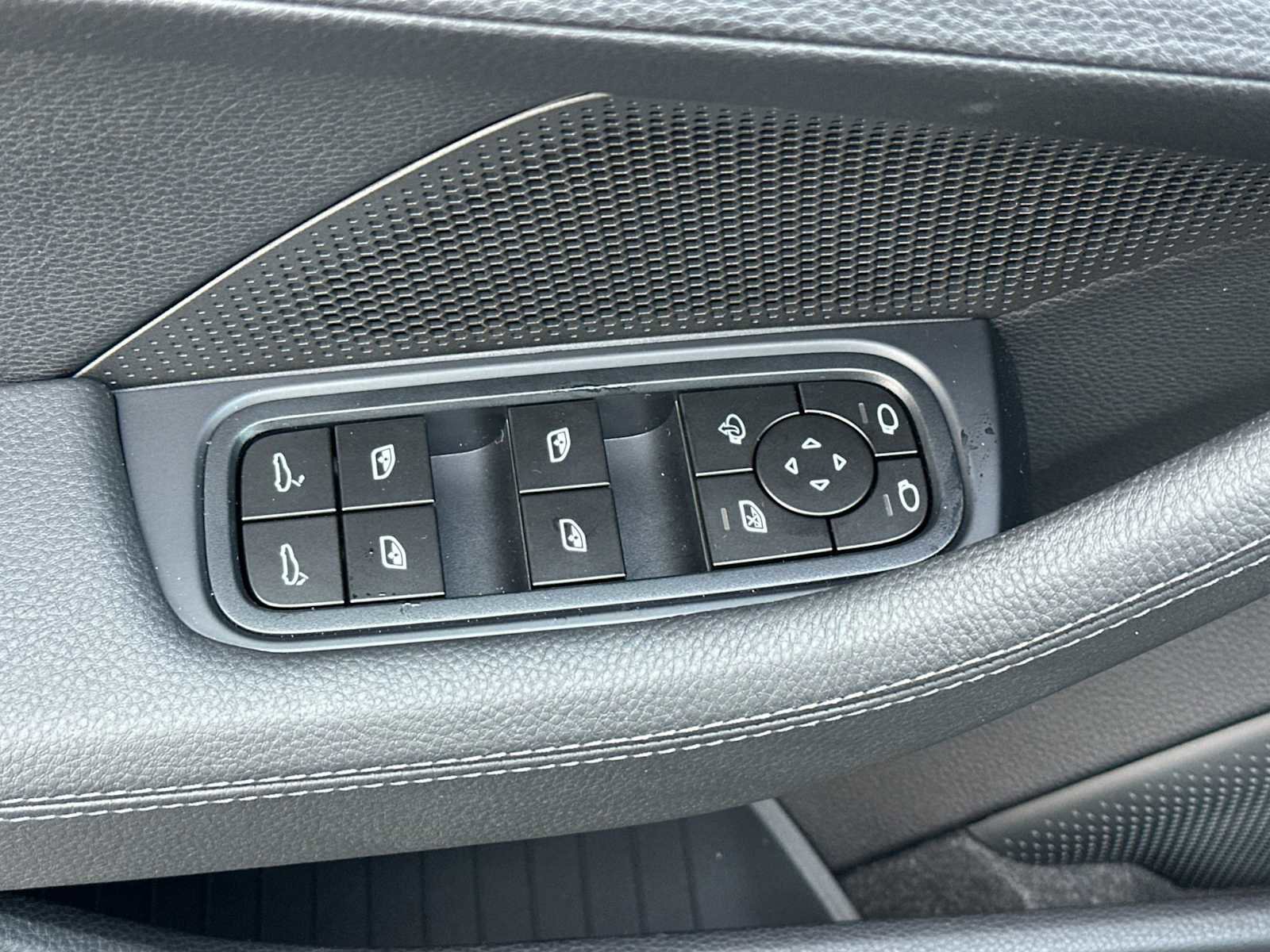 New 2026 Porsche Panamera RWD image 13