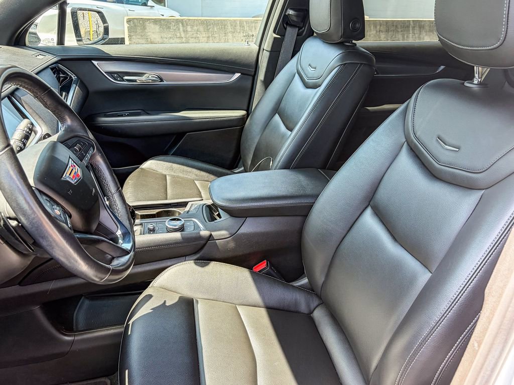 Used 2023 Cadillac XT6 Luxury FWD image 7