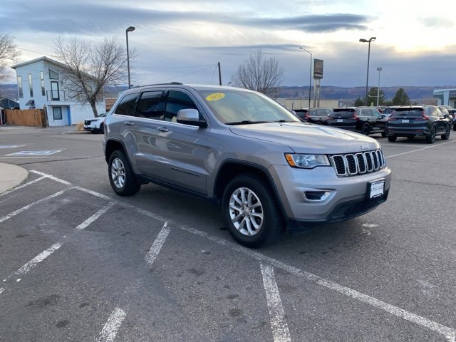 Used 2021 Jeep Grand Cherokee Laredo X image 3