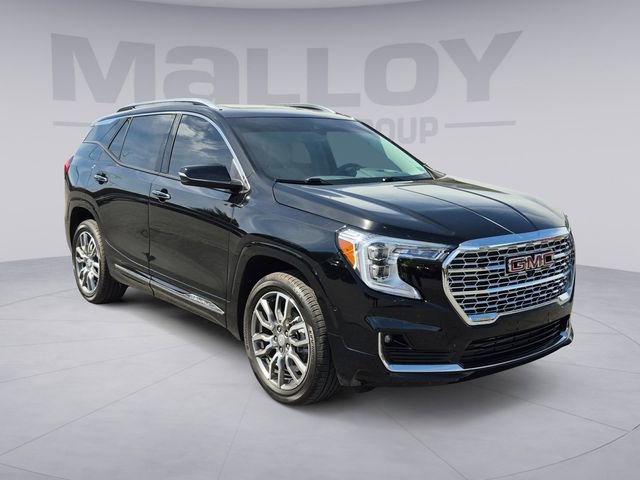 Used 2023 GMC Terrain Denali w/ Denali Premium Package image 7