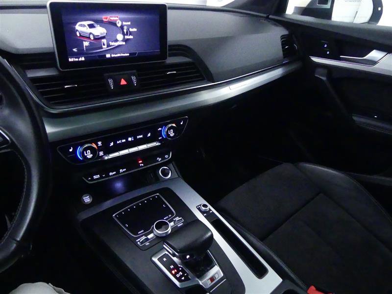 Used 2020 Audi SQ5 Premium Plus image 13