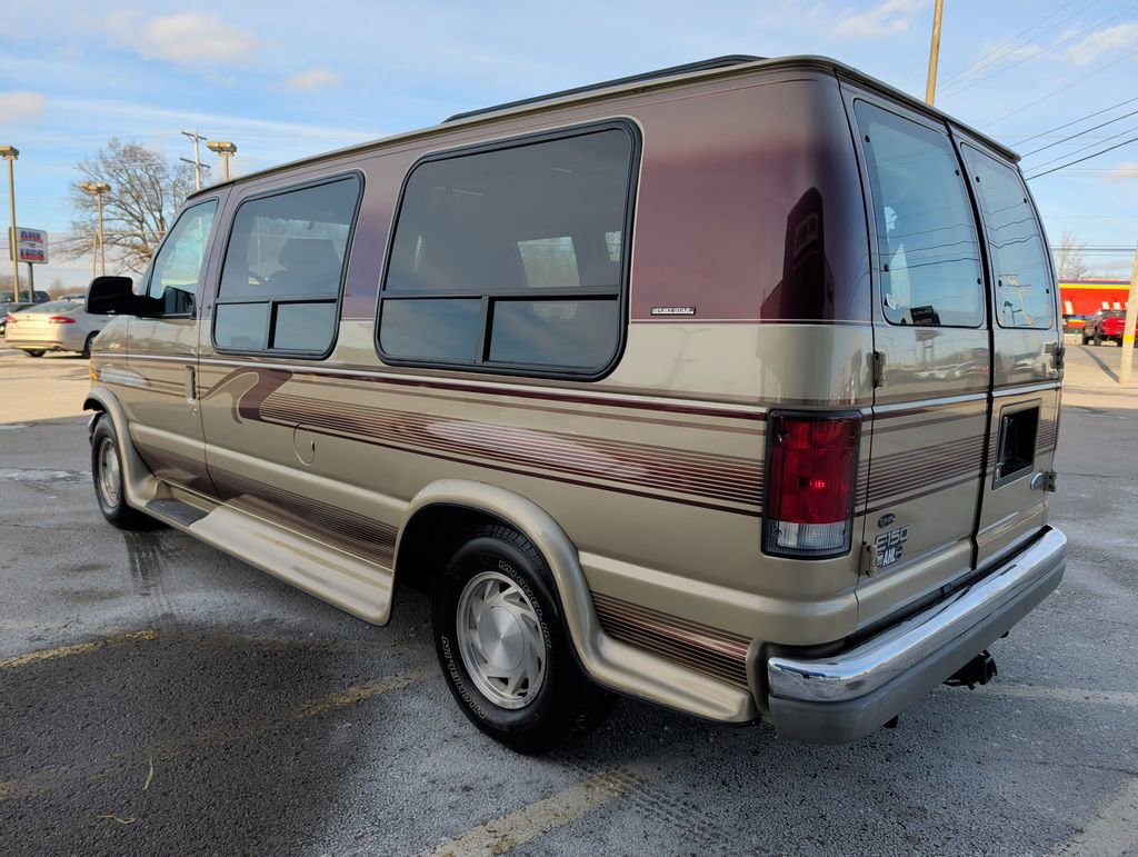 Used 1999 Ford E-150 and Econoline 150 image 5