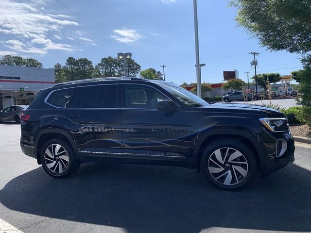 Used 2025 Volkswagen Atlas SEL AWD/4WD image 9