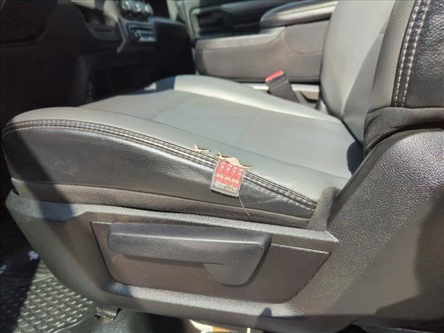 Used 2021 RAM 3500 Tradesman w/ Chrome Appearance Group AWD/4WD image 14