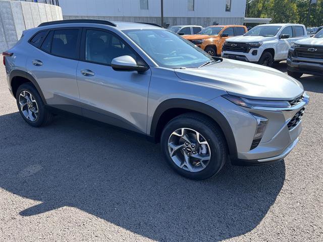 New 2026 Chevrolet Trax LT w/ Driver Confidence Package image 8