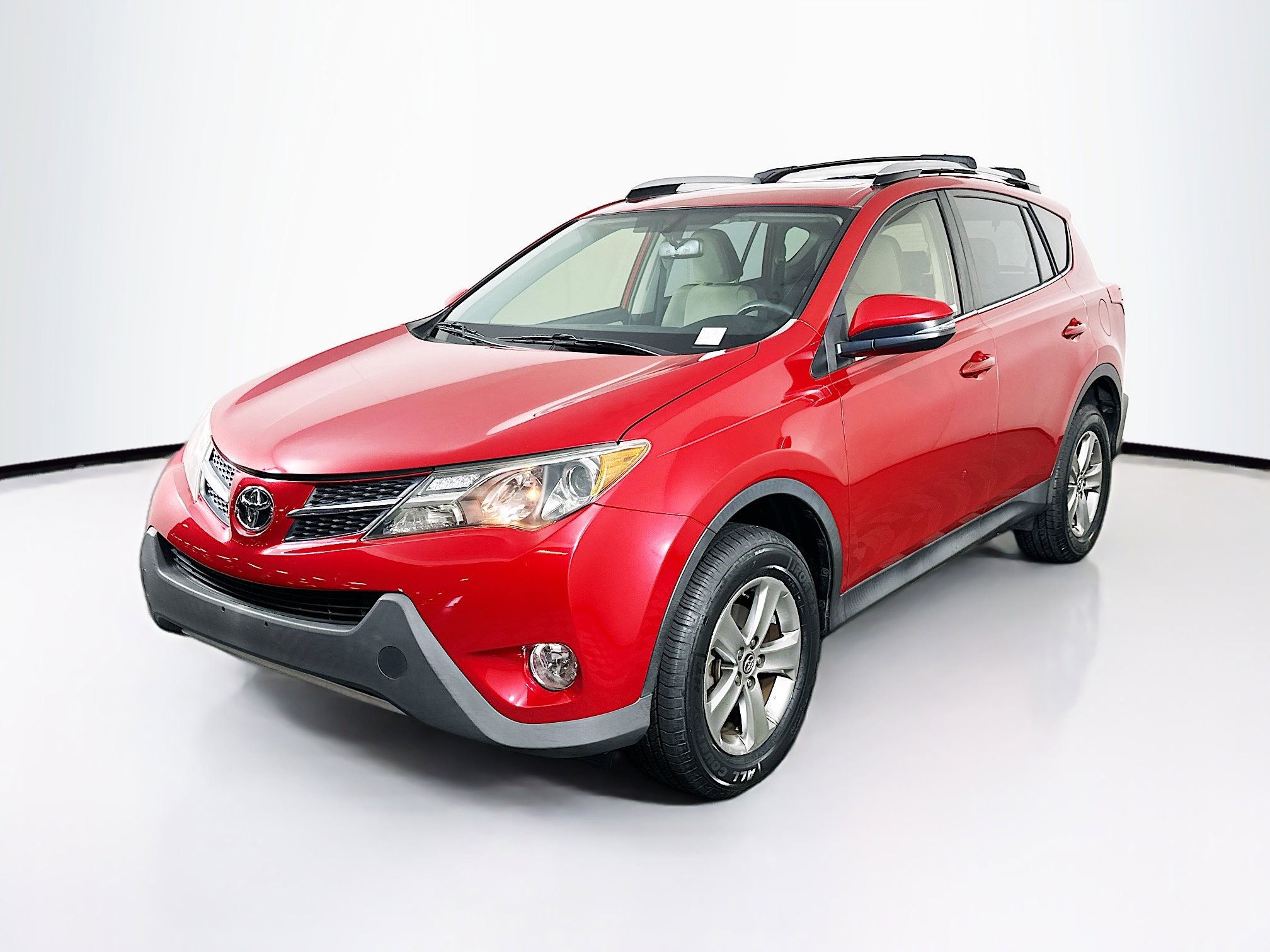 Used 2015 Toyota RAV4 XLE FWD image 3