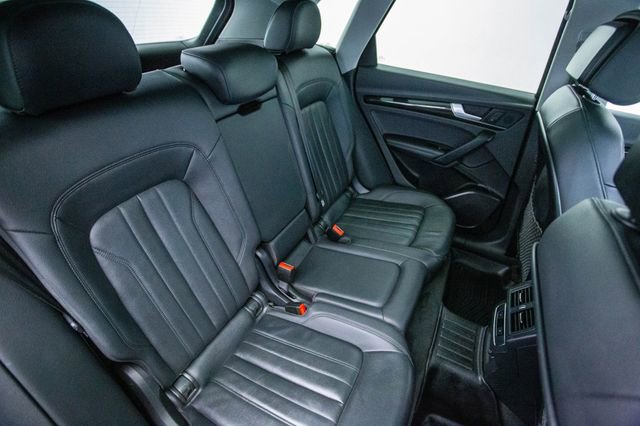 Used 2020 Audi Q5 2.0T Premium Plus w/ Premium Plus Package AWD/4WD image 27