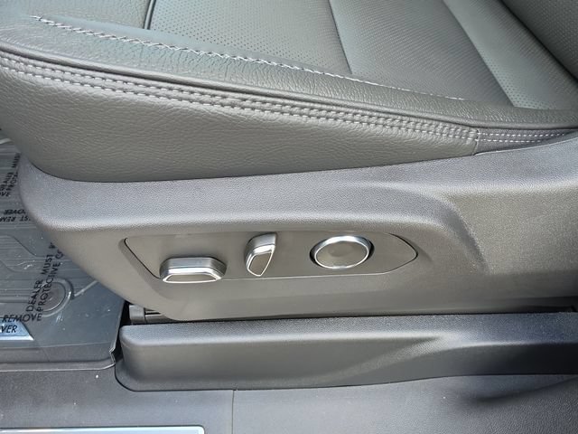 New 2026 GMC Yukon Denali w/ Denali Reserve Package RWD image 22