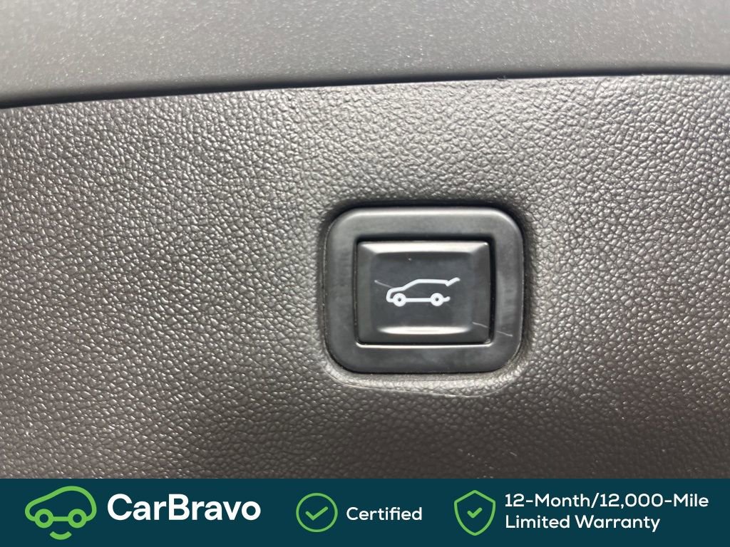 Used 2020 Chevrolet Blazer LT AWD/4WD image 24