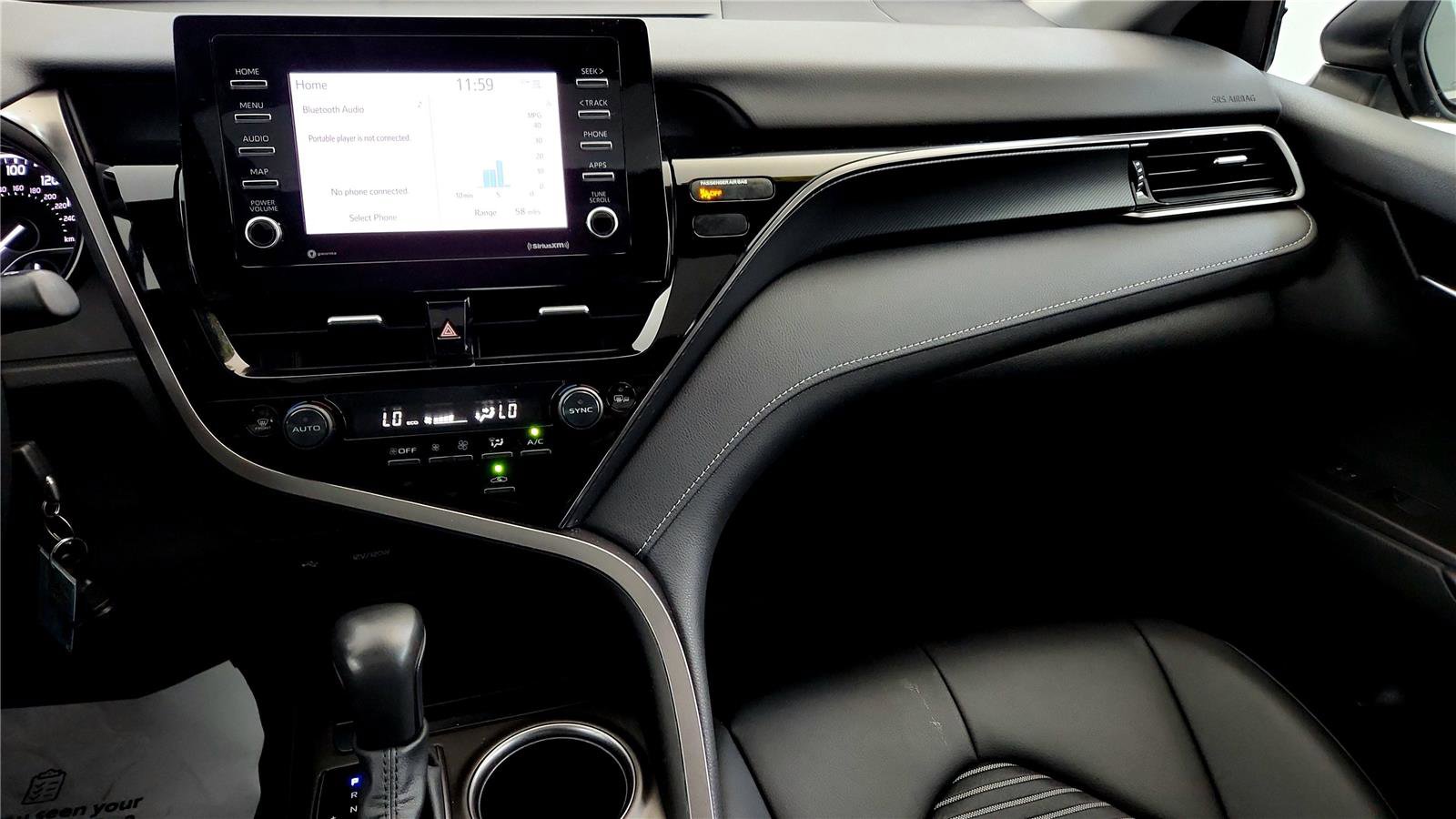 Used 2023 Toyota Camry SE image 30