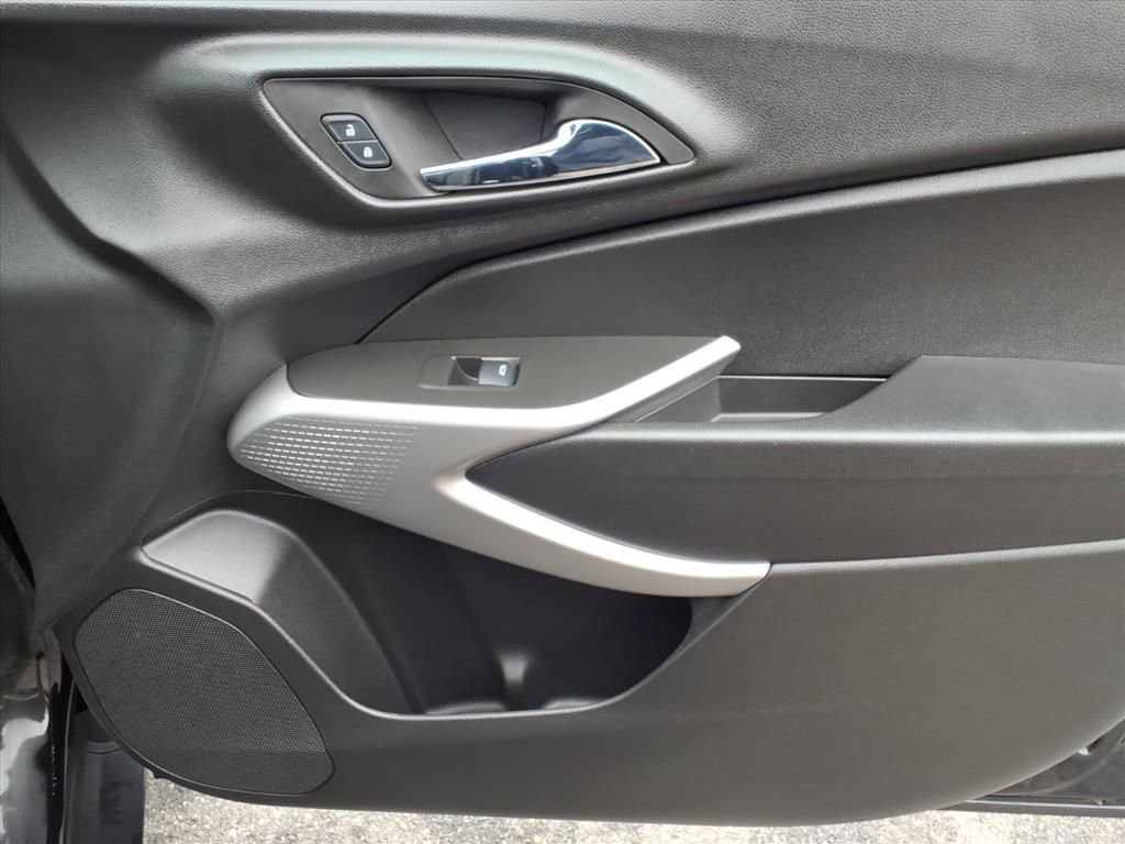 Used 2024 Chevrolet Trax LS image 23