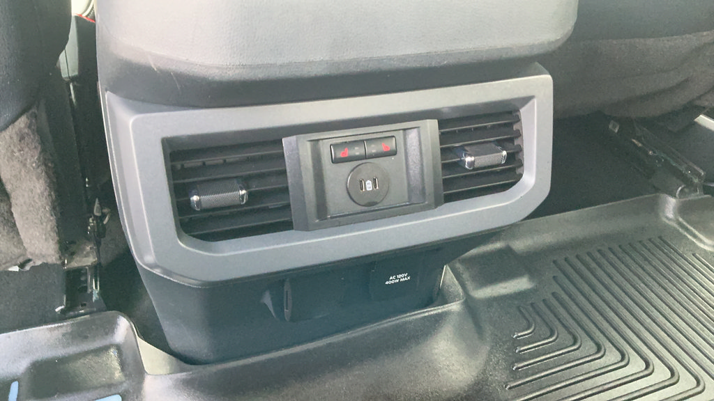 Used 2024 Ford F250 4x4 Crew Cab Super Duty image 10