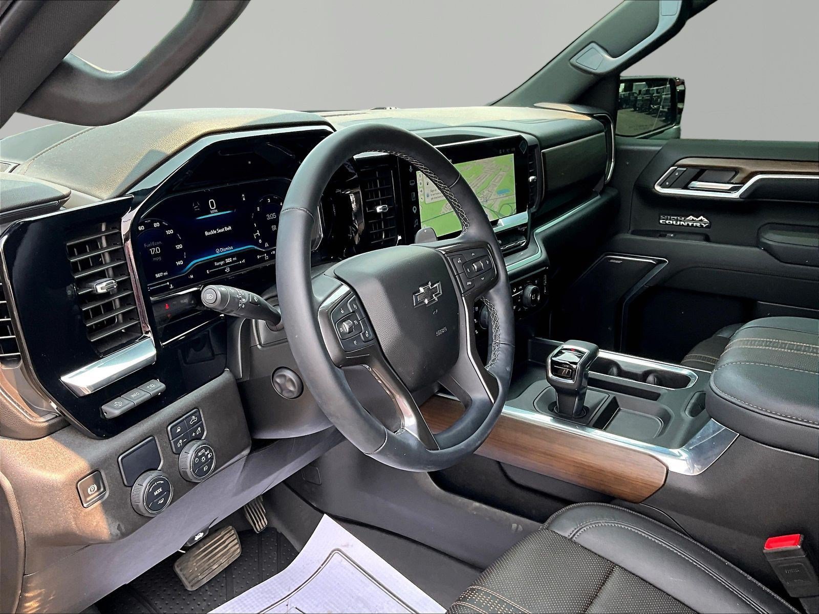 Used 2025 Chevrolet Silverado 1500 High Country w/ High Country Premium Package RWD image 17