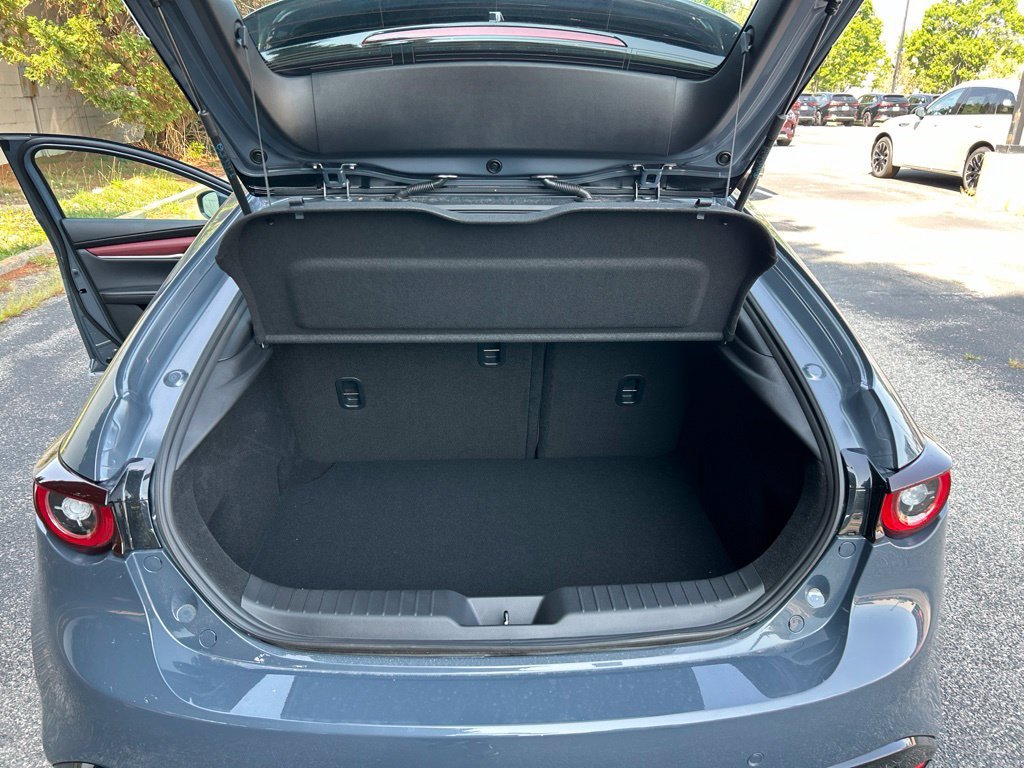 New 2026 MAZDA MAZDA3 Hatchback w/Premium Plus Pkg AWD/4WD image 27