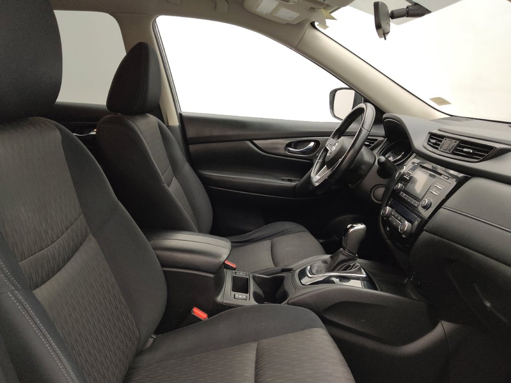 Used 2017 Nissan Rogue SV AWD/4WD image 21