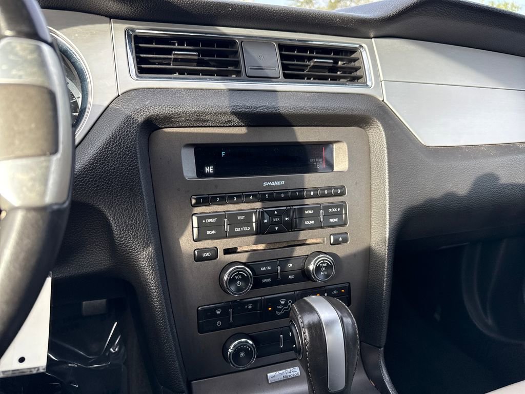 Used 2013 Ford Mustang Premium image 20