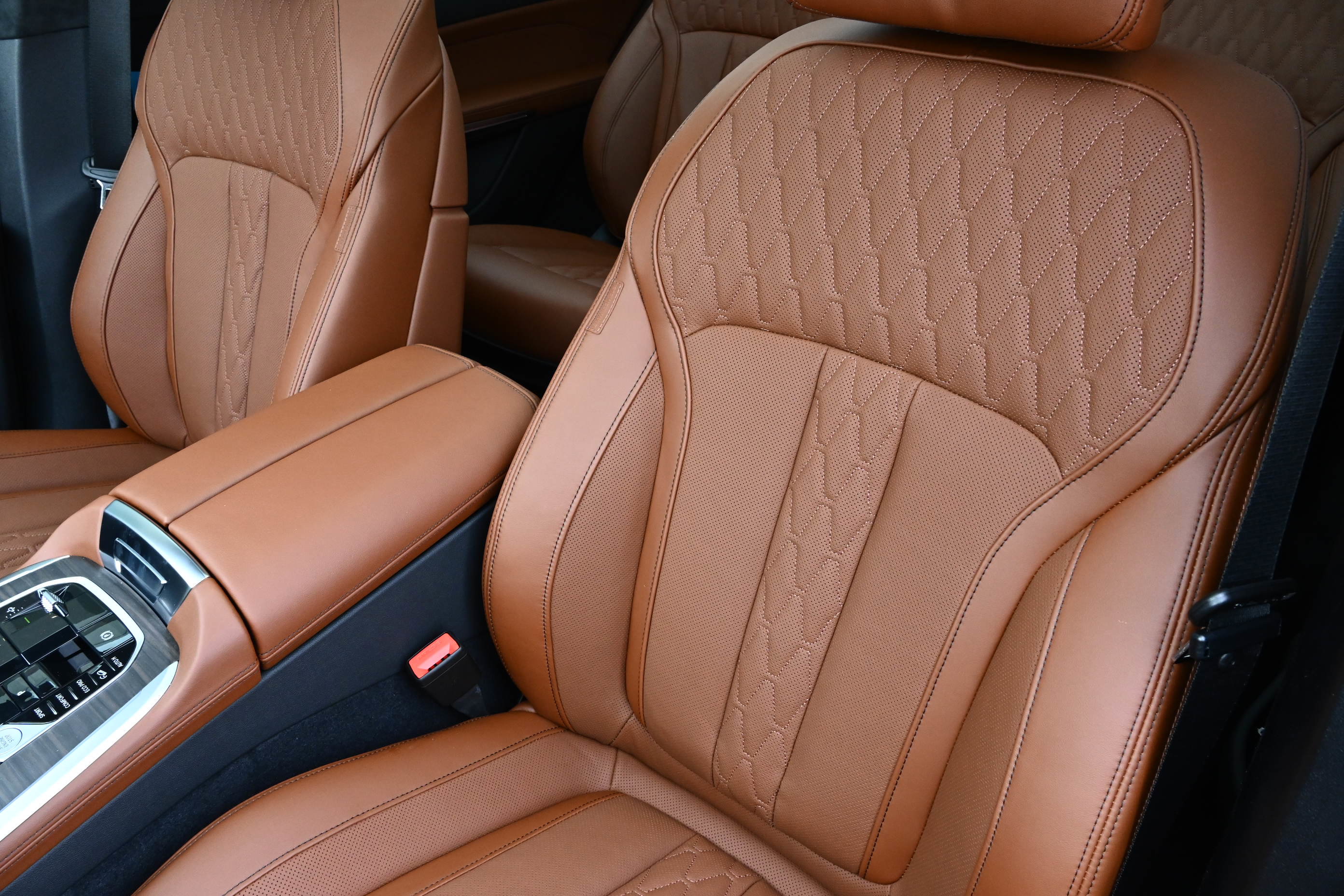 New 2026 BMW X7 xDrive40i w/ M Sport Package image 9