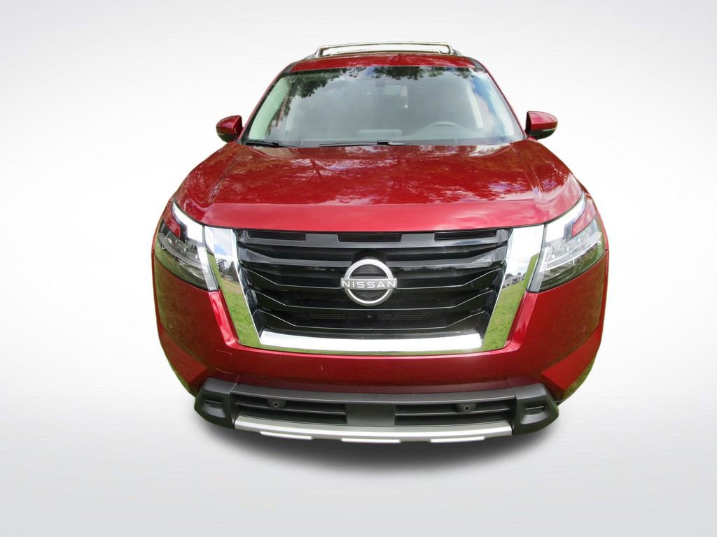 Used 2024 Nissan Pathfinder SL image 4
