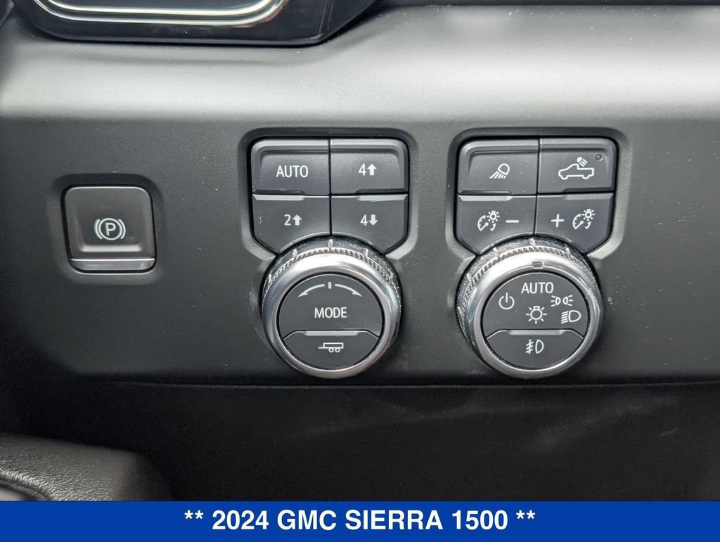 Used 2024 GMC Sierra 1500 AT4 w/ Technology Package AWD/4WD image 27