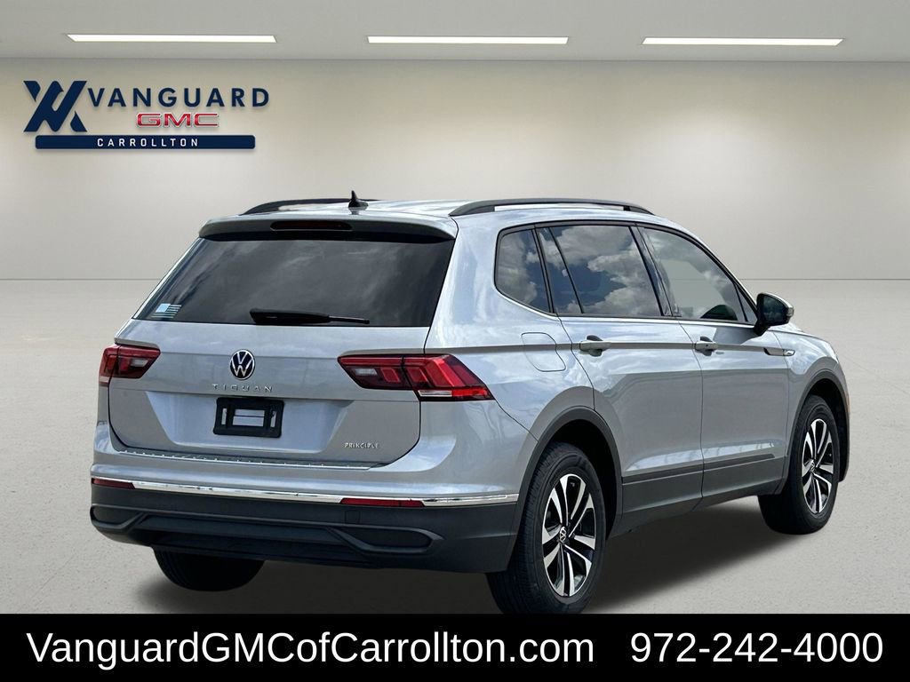 Used 2024 Volkswagen Tiguan S image 9
