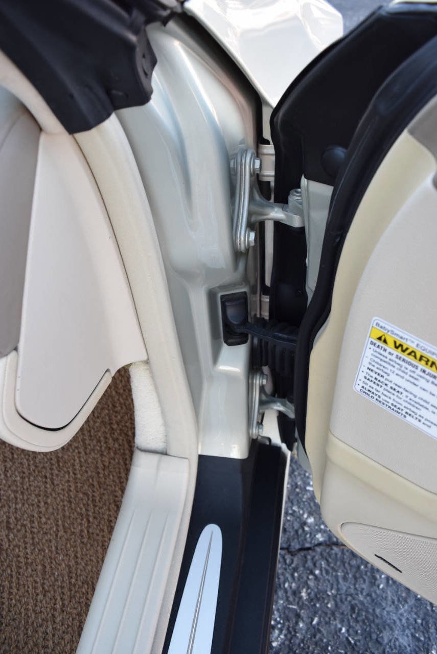 Used 2005 Mercedes-Benz SL 500 image 44