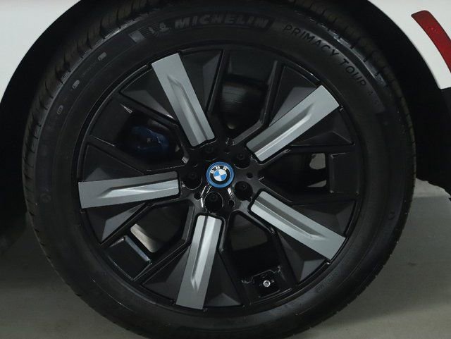 Certified 2023 BMW iX M60 w/ Executive Package AWD/4WD image 43