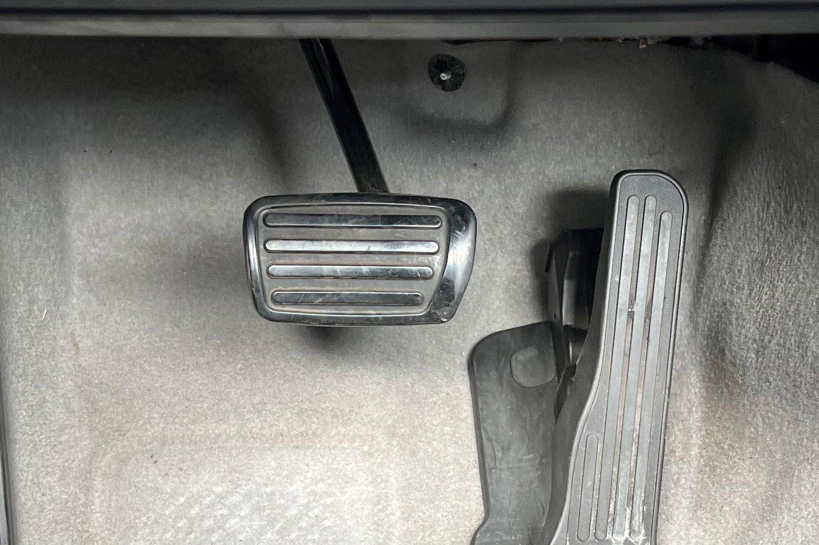 Used 2023 Chevrolet Camaro LT image 41