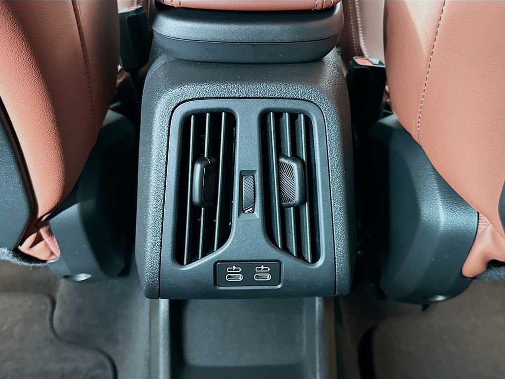 New 2026 BMW X1 xDrive28i w/ Technology Package image 18