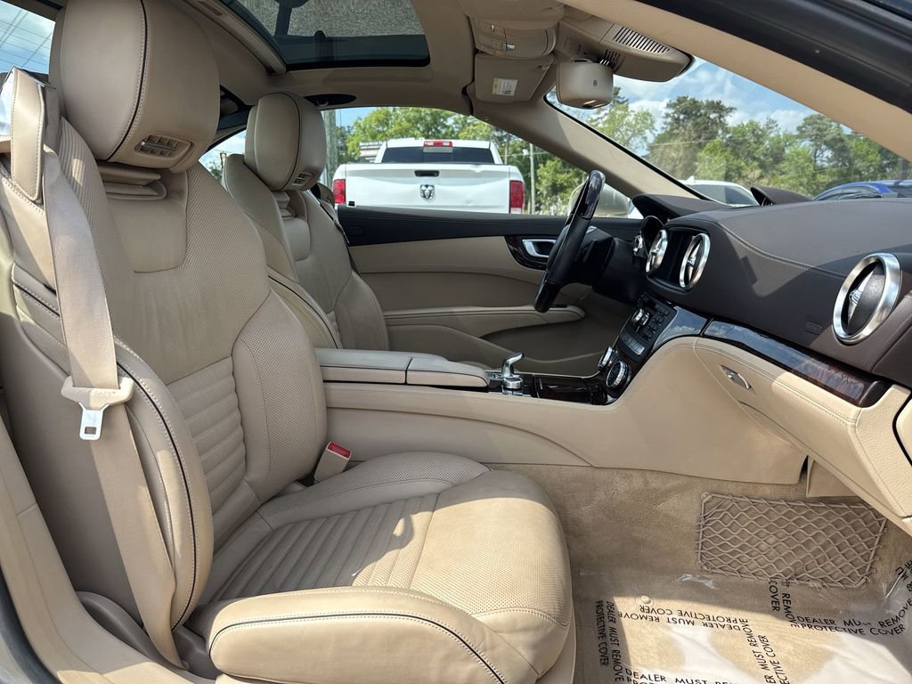 Used 2013 Mercedes-Benz SL 550 image 22