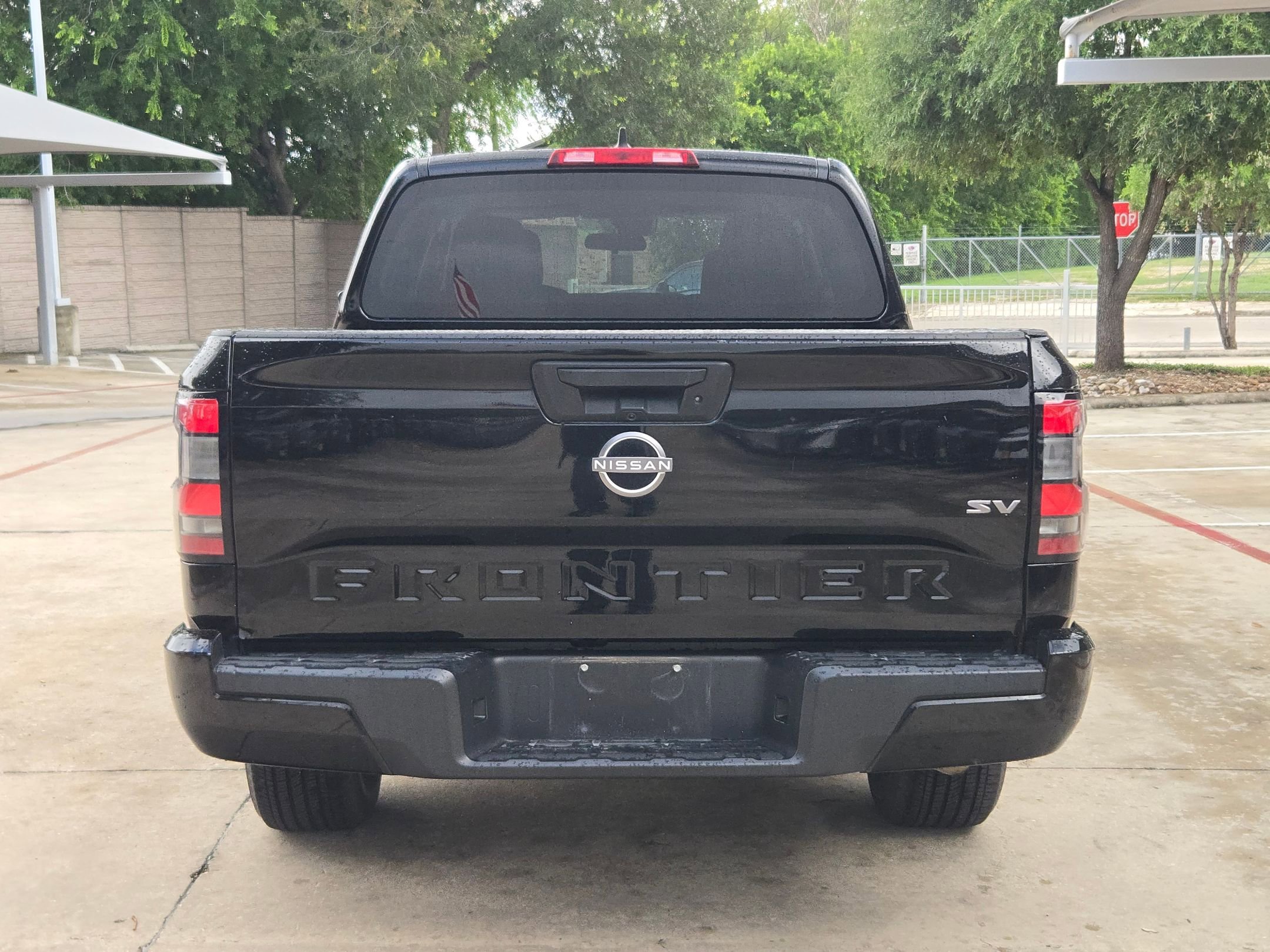 Used 2022 Nissan Frontier SV RWD image 4