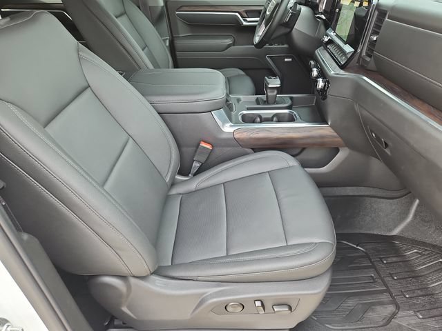 Used 2026 GMC Sierra 1500 SLT AWD/4WD image 13