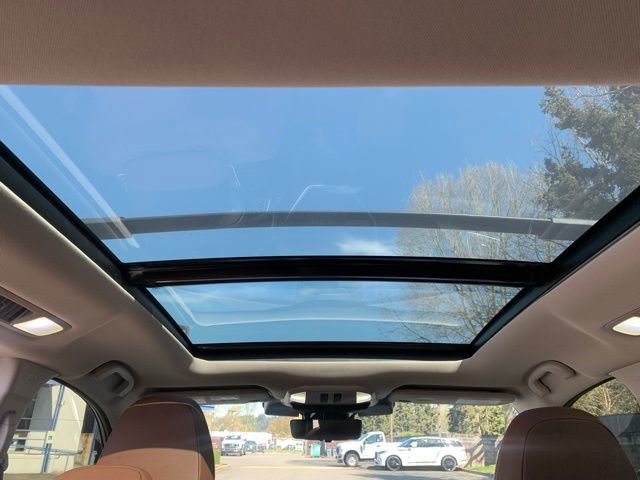 Used 2023 Subaru Ascent Touring AWD/4WD image 12