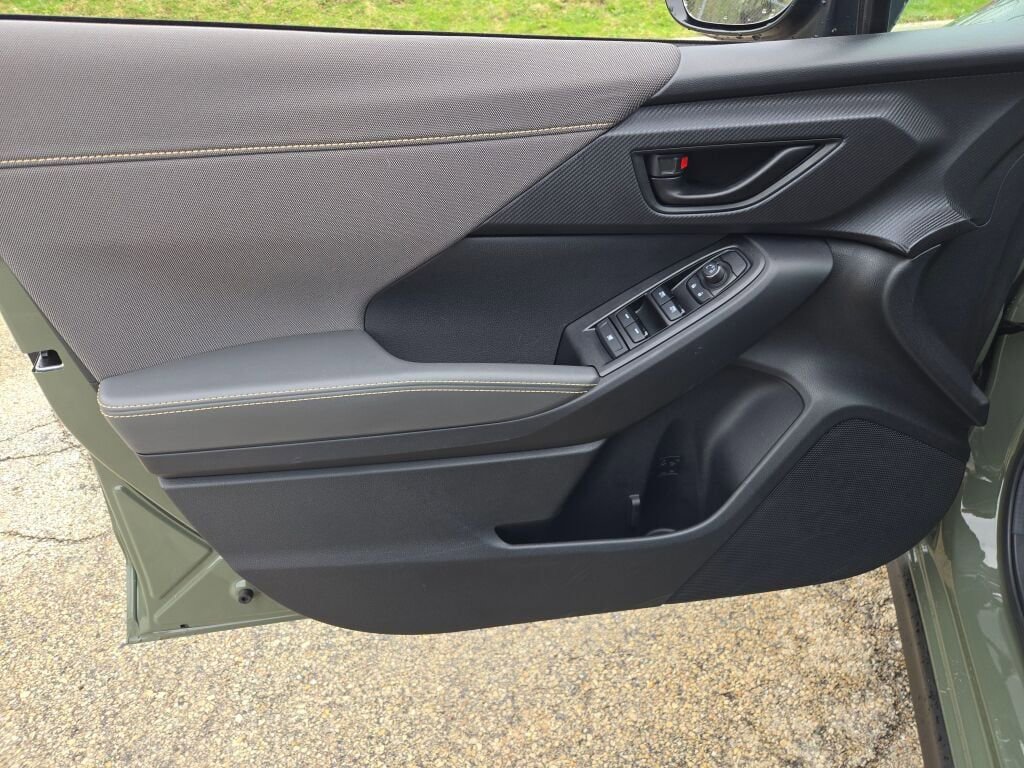 Certified 2025 Subaru Crosstrek 2.5i Sport AWD/4WD image 18