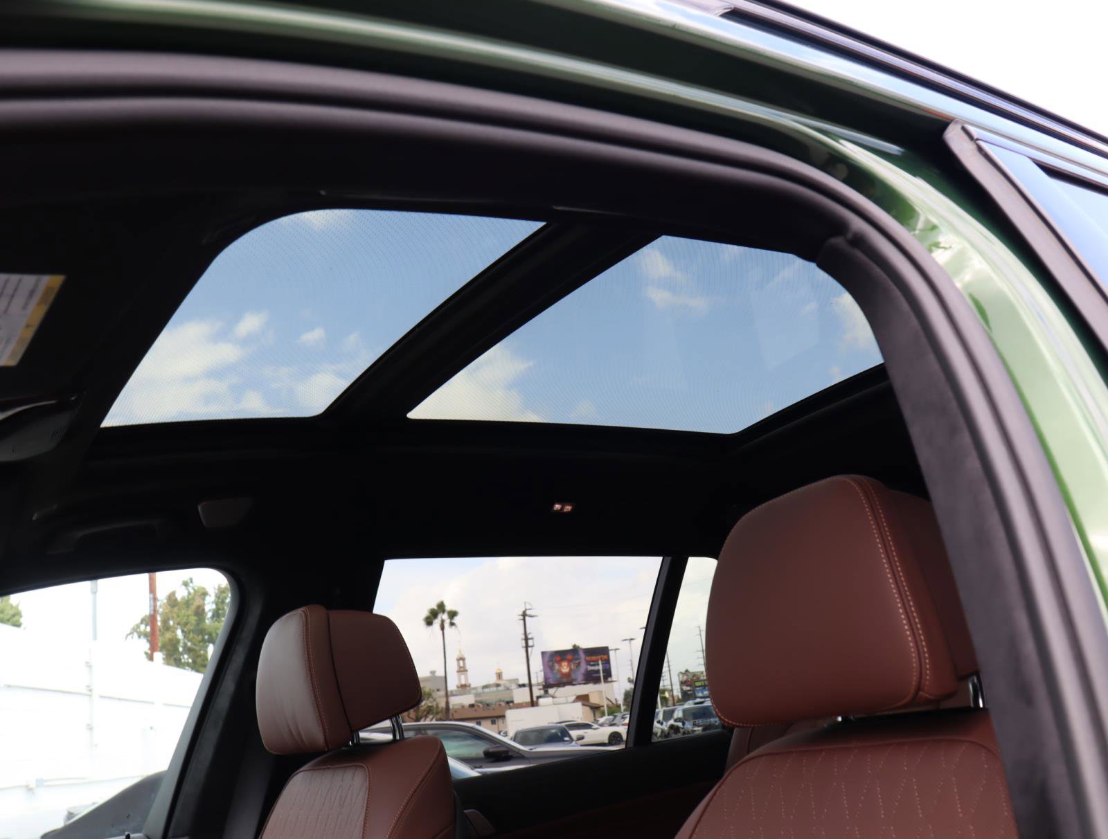 Used 2024 BMW X7 M60i w/ Executive Package image 20