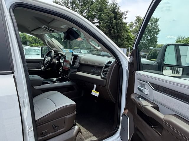 New 2026 RAM 2500 Laramie AWD/4WD image 30