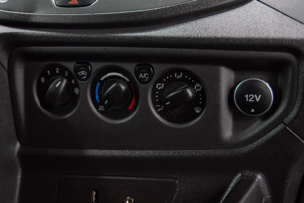 Used 2016 Ford Transit 150 XL RWD image 23
