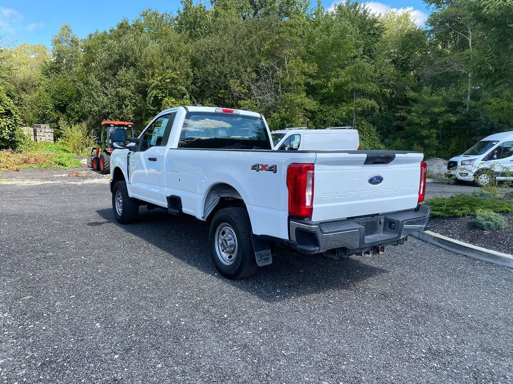 Used 2023 Ford F250 XL w/ Snow Plow/Camper Package image 8