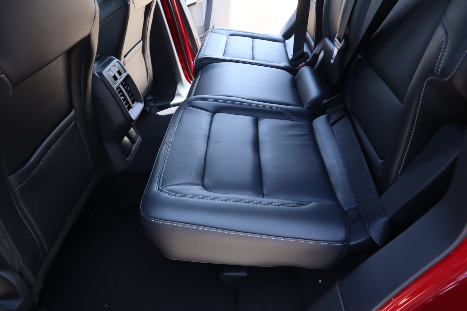 New 2026 Ford Bronco Outer Banks w/ Sasquatch Package AWD/4WD image 13