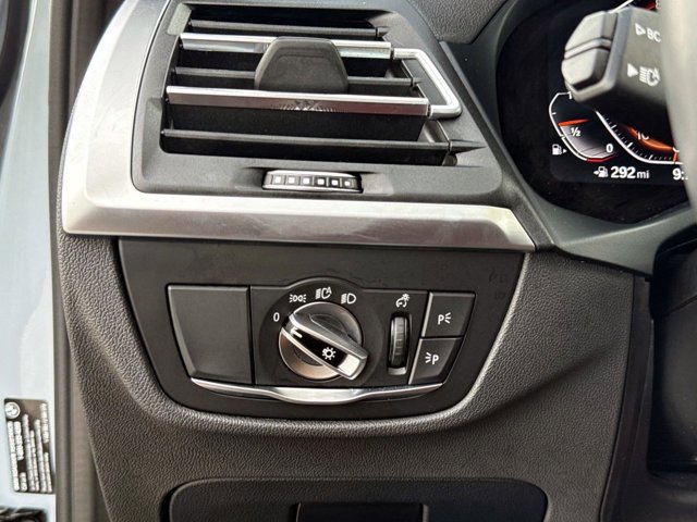 Used 2025 BMW X4 xDrive30i w/ Premium Package AWD/4WD image 35