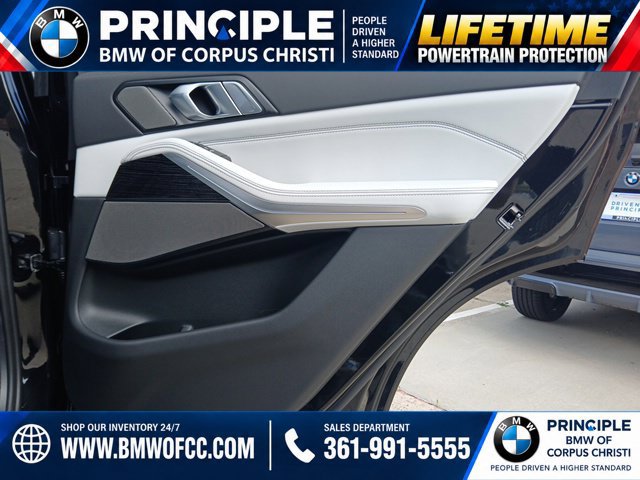 New 2026 BMW X5 sDrive40i w/ M Sport Package RWD image 12