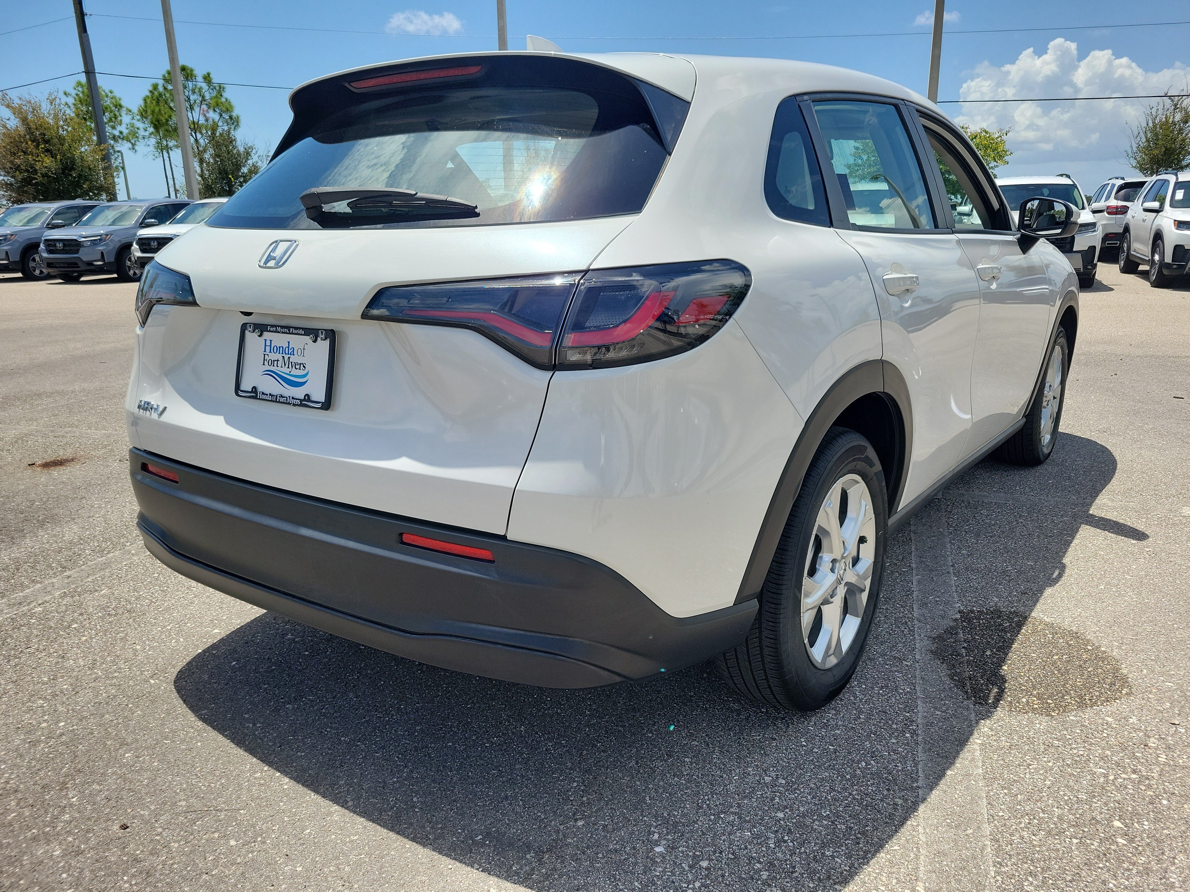 Used 2024 Honda HR-V LX image 6